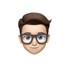 A memoji that looks (kind of) like me